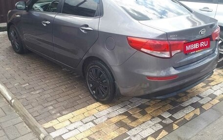 KIA Rio III рестайлинг, 2015 год, 950 000 рублей, 2 фотография