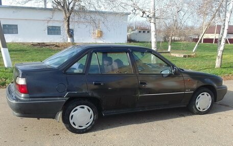 Daewoo Nexia I рестайлинг, 1997 год, 3 фотография