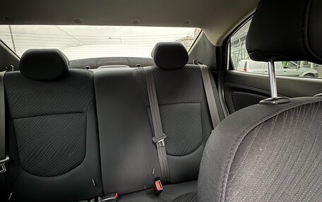 Hyundai Solaris II рестайлинг, 2015 год, 1 350 000 рублей, 10 фотография