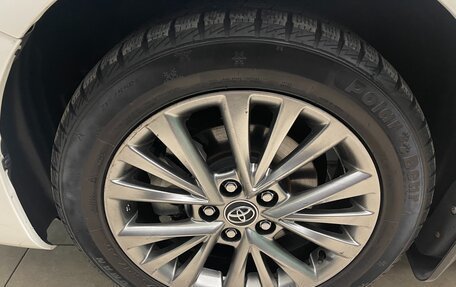 Toyota Camry, 2017 год, 2 650 000 рублей, 9 фотография