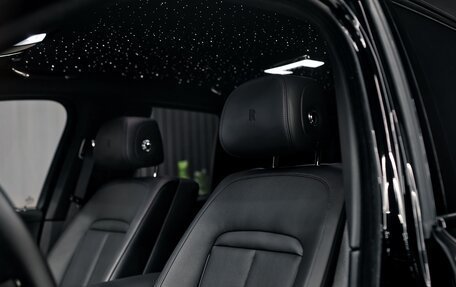 Rolls-Royce Cullinan, 2021 год, 43 000 000 рублей, 11 фотография