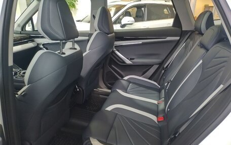 Geely Atlas, 2025 год, 3 717 190 рублей, 14 фотография