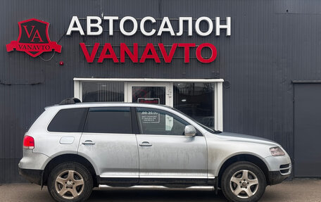 Volkswagen Touareg III, 2003 год, 800 000 рублей, 2 фотография