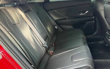 Hyundai Elantra, 2021 год, 2 090 000 рублей, 13 фотография