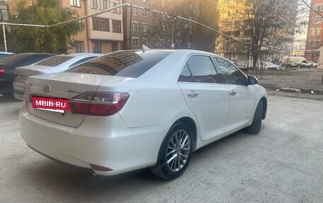 Toyota Camry, 2016 год, 1 870 000 рублей, 4 фотография