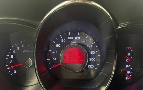 KIA Rio III рестайлинг, 2013 год, 850 000 рублей, 10 фотография