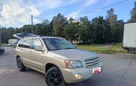 Toyota Highlander III, 2002 год, 1 250 000 рублей, 2 фотография