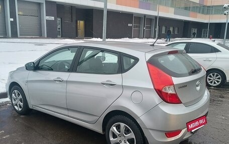 Hyundai Solaris II рестайлинг, 2012 год, 599 000 рублей, 4 фотография