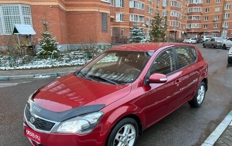 KIA cee'd I рестайлинг, 2010 год, 745 000 рублей, 1 фотография
