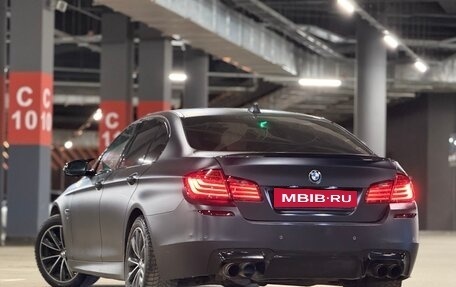 BMW 5 серия, 2014 год, 1 980 000 рублей, 4 фотография