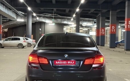 BMW 5 серия, 2014 год, 1 980 000 рублей, 3 фотография