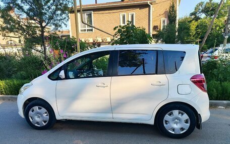 Toyota Ractis I, 2010 год, 770 000 рублей, 4 фотография