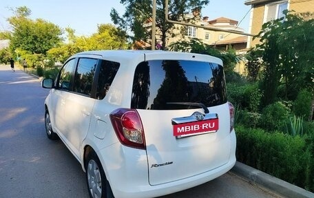 Toyota Ractis I, 2010 год, 770 000 рублей, 3 фотография