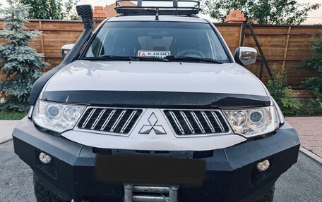 Mitsubishi Pajero Sport II рестайлинг, 2011 год, 2 450 000 рублей, 6 фотография