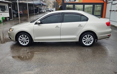 Volkswagen Jetta VI, 2012 год, 1 050 000 рублей, 4 фотография