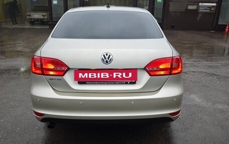 Volkswagen Jetta VI, 2012 год, 1 050 000 рублей, 7 фотография