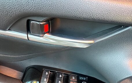 Toyota Camry, 2019 год, 2 400 000 рублей, 6 фотография