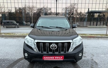 Toyota Land Cruiser Prado 150 рестайлинг 2, 2015 год, 2 970 000 рублей, 3 фотография
