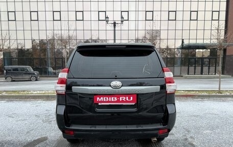 Toyota Land Cruiser Prado 150 рестайлинг 2, 2015 год, 2 970 000 рублей, 7 фотография