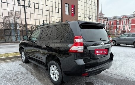 Toyota Land Cruiser Prado 150 рестайлинг 2, 2015 год, 2 970 000 рублей, 8 фотография