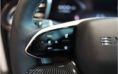 CheryExeed VX, 2024 год, 5 640 000 рублей, 13 фотография