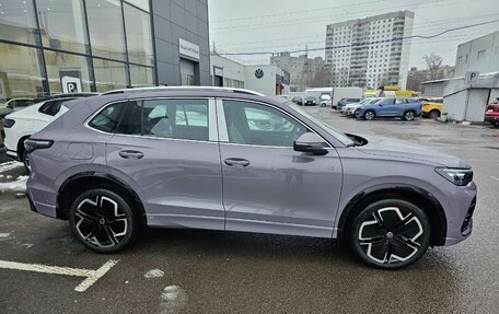 Volkswagen Tiguan, 2025 год, 5 650 000 рублей, 10 фотография