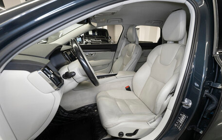 Volvo V90 Cross Country I рестайлинг, 2017 год, 2 650 000 рублей, 9 фотография