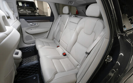 Volvo V90 Cross Country I рестайлинг, 2017 год, 2 650 000 рублей, 12 фотография