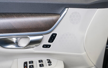 Volvo V90 Cross Country I рестайлинг, 2017 год, 2 650 000 рублей, 20 фотография