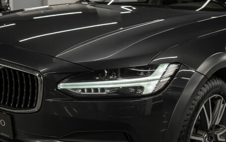 Volvo V90 Cross Country I рестайлинг, 2017 год, 2 650 000 рублей, 24 фотография