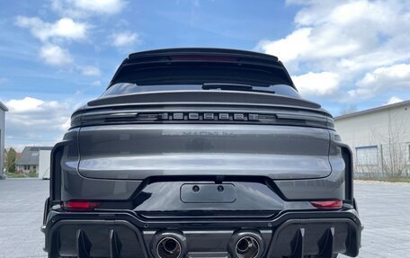 Porsche Cayenne III, 2025 год, 47 700 000 рублей, 22 фотография