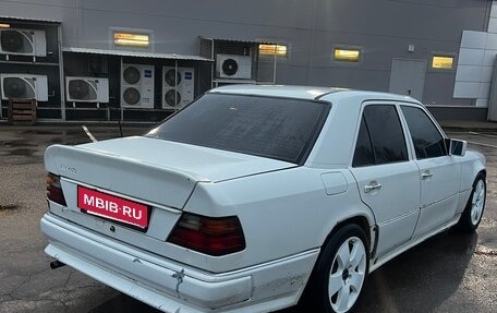 Mercedes-Benz W124, 1988 год, 125 000 рублей, 2 фотография