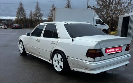 Mercedes-Benz W124, 1988 год, 125 000 рублей, 3 фотография