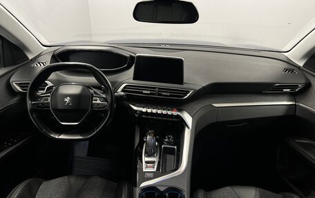 Peugeot 3008 II, 2018 год, 1 965 000 рублей, 10 фотография