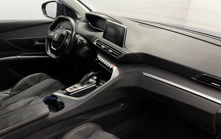 Peugeot 3008 II, 2018 год, 1 965 000 рублей, 15 фотография