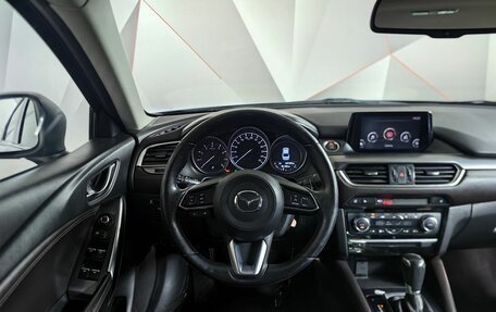Mazda 6, 2017 год, 1 735 000 рублей, 19 фотография