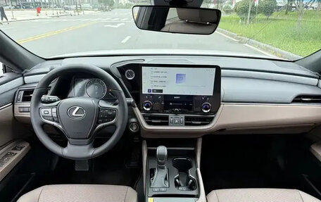 Lexus ES VII, 2025 год, 5 683 000 рублей, 10 фотография