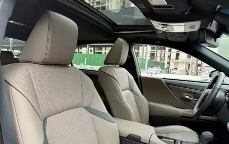 Lexus ES VII, 2025 год, 5 683 000 рублей, 15 фотография