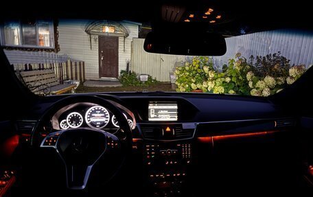 Mercedes-Benz E-Класс, 2012 год, 1 500 000 рублей, 5 фотография