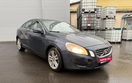 Volvo S60 III, 2013 год, 1 100 000 рублей, 2 фотография