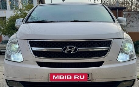 Hyundai Grand Starex Grand Starex I рестайлинг 2, 2008 год, 1 500 000 рублей, 8 фотография