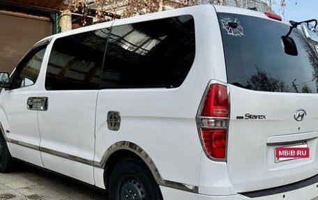 Hyundai Grand Starex Grand Starex I рестайлинг 2, 2008 год, 1 500 000 рублей, 24 фотография