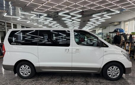 Hyundai H-1 II рестайлинг, 2018 год, 2 399 000 рублей, 3 фотография