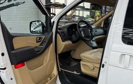 Hyundai H-1 II рестайлинг, 2018 год, 2 399 000 рублей, 8 фотография