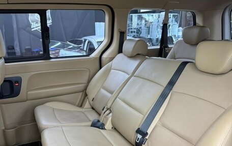 Hyundai H-1 II рестайлинг, 2018 год, 2 399 000 рублей, 12 фотография