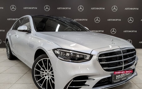 Mercedes-Benz S-Класс, 2023 год, 14 275 000 рублей, 3 фотография