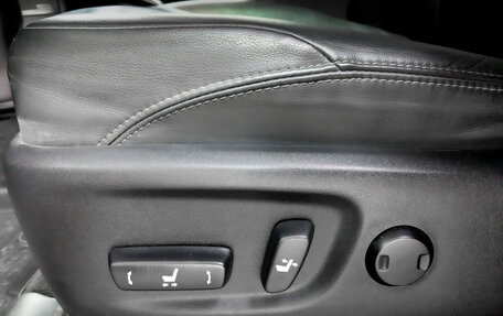 Toyota Land Cruiser Prado 150 рестайлинг 2, 2021 год, 6 820 000 рублей, 21 фотография