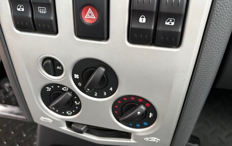 Renault Logan I, 2006 год, 520 000 рублей, 16 фотография