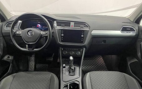 Volkswagen Tiguan II, 2017 год, 2 150 000 рублей, 9 фотография