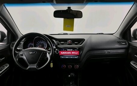 KIA Rio III рестайлинг, 2016 год, 1 030 000 рублей, 10 фотография